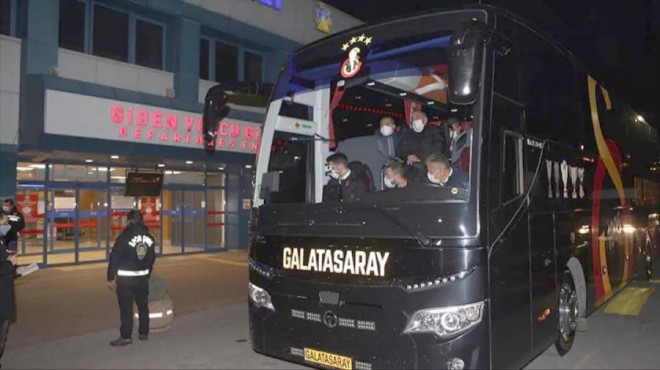 Galatasaray takım otobüsüne taşlı saldırı!