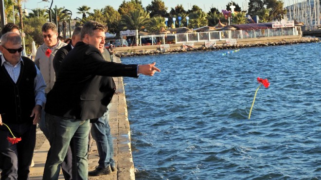 Gar saldırısında hayatını kaybedenler için Çeşme de anma