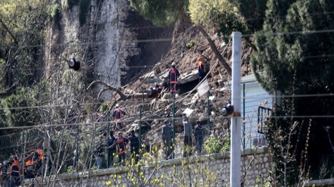 Gülhane Parkı nda duvar çöktü: 2 ölü