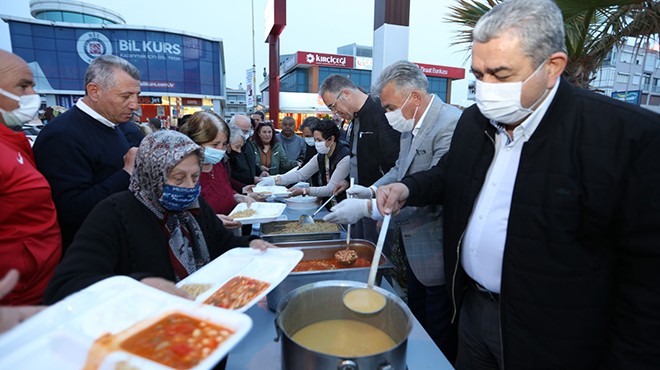 Güzelbahçe de iftar bereketi