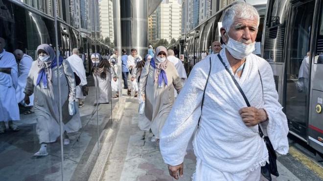 Hacı adaylarının Arafat a yolculuğu başladı