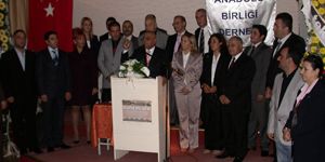 Anadolu Birliği’nden siyasetçilere birlik çağrısı