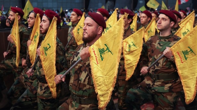 Hizbullah dan İsrail savaş uçaklarına ateş!