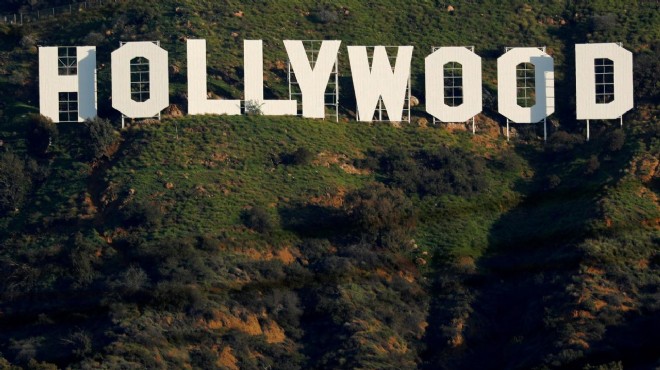 Hollywood da binlerce senarist greve gidiyor