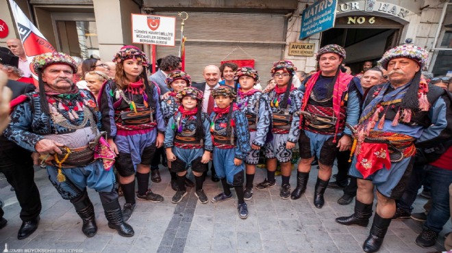 Hür Efe Şeref Üsküp Sokağı’nda 101 inci yıl kutlaması