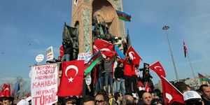 Hocalı katliamına Taksim de büyük protesto