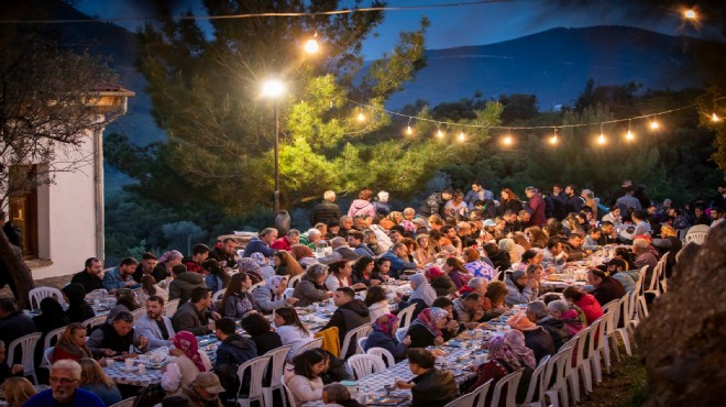 İmece usulü iftar yemeğinde dayanışma örneği!