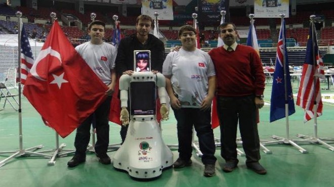 İnsansı robot Lale’nin görevi deprem!