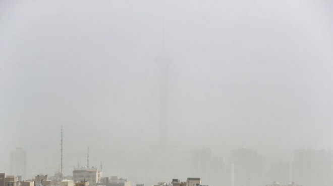 İran da kum fırtınası: Yüzlerce kişi hastanede!