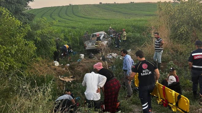 İşçileri taşıyan kamyon kaza yaptı: 3 ölü, 11 yaralı