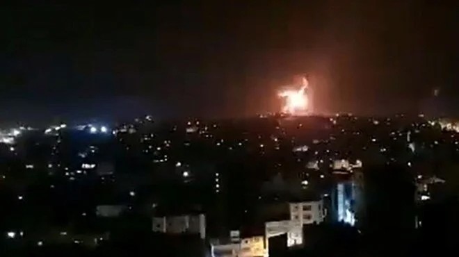 İsrail den Gazze Şeridi ne hava saldırısı