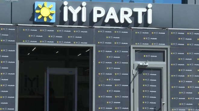 İYİ Parti de istifalar sürüyor