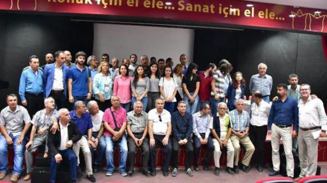 İzmir Açık Hava da dayanışma konseri