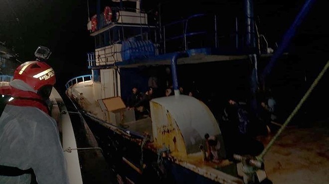 İtalya yolculuğu İzmir de son buldu... Bir teknede 168 can!