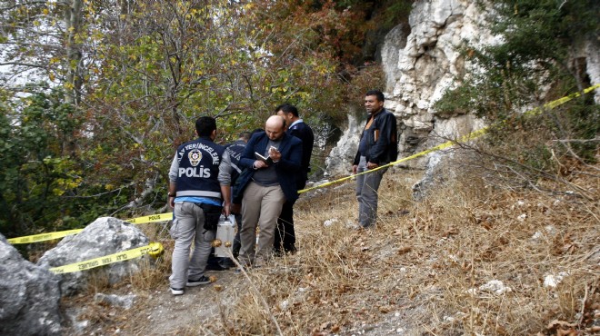 İzmir’de dehşet: Yanmış erkek cesedi