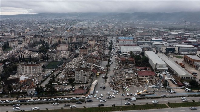 İzmir de depremzedeler için  Bir Kira Bir Yuva  kampanyası