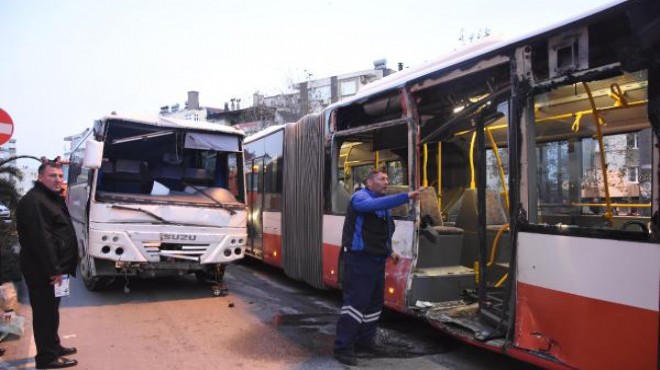 İzmir de feci kaza: Önüne gelene çarptı... Yaralılar var!