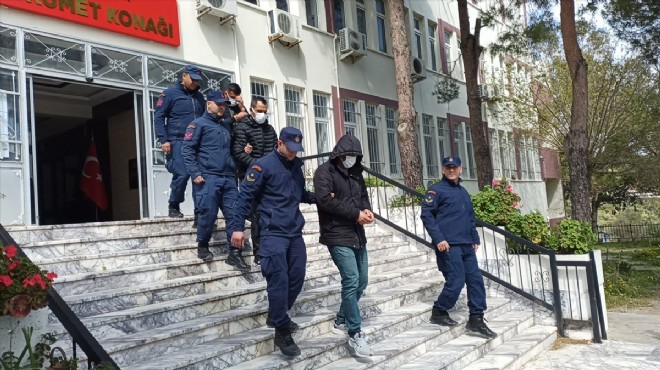 İzmir de göçmenler ve organizatörler yakalandı