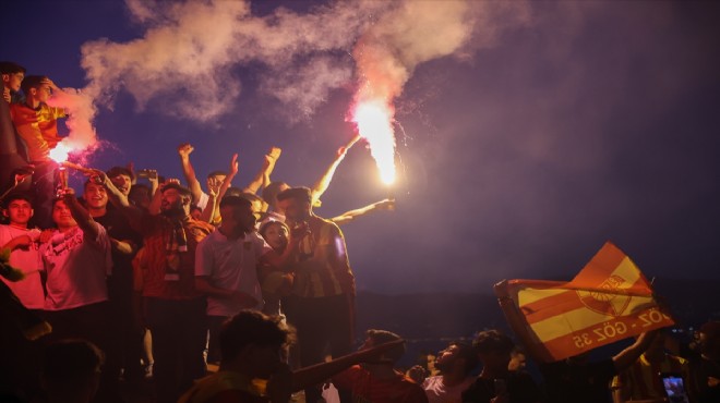 İzmir de Göztepe coşkusu... Yer sarı gök kırmızı!