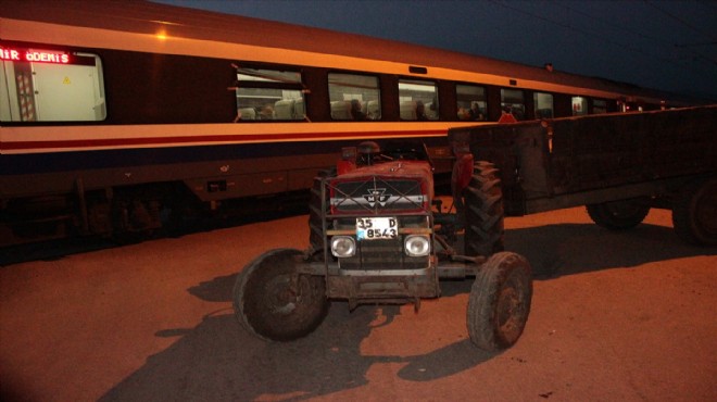 İzmir de hemzemin geçitte tren kazası