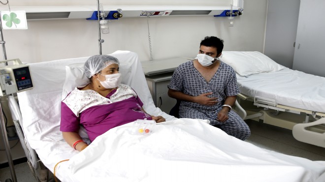 İzmir de karaciğer hastası İranlı kadına hemşehrisinden nakil