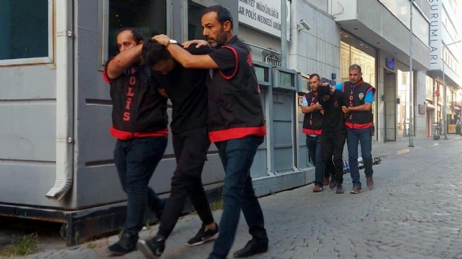 İzmir de Kur an-ı Kerim yakan iki kişiye hapis cezası!
