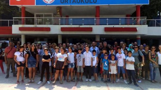 İzmir de okul isyanı: Ortaokul olmuştu...