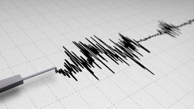 Korkutan deprem... Dikili Belediye Başkanı Kırgöz son durumu açıkladı!