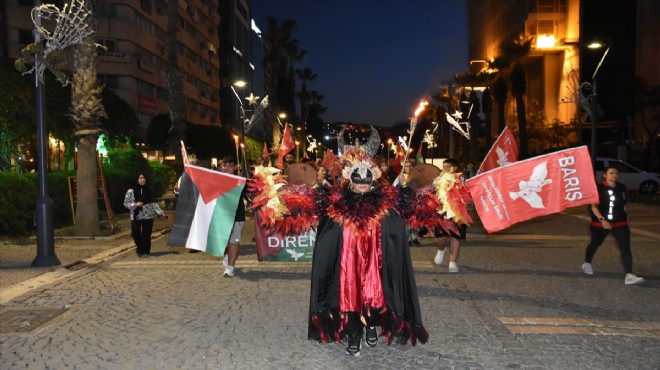 İzmir de sanatçılardan Filistin e destek!