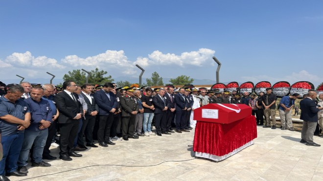 İzmir de şehide yürek yakan veda!