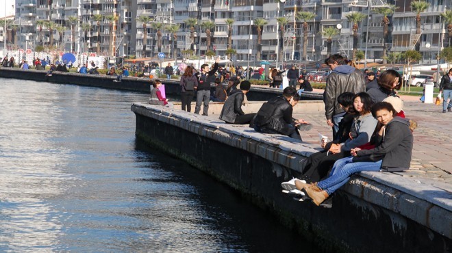 İzmir’de şubat ayında erken bahar!