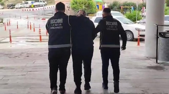 İzmir de yakalanan FETÖ cü İstanbul a götürüldü!