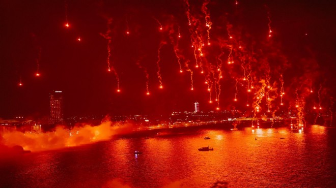 İzmir de yer sarı, gök kırmızı!