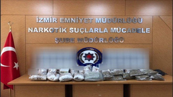 İzmir de zehir tacirlerine baskın: 3 şüpheli yakalandı