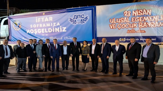 İzmir deki  Bulgaristan göçmenleri iftarda buluştu