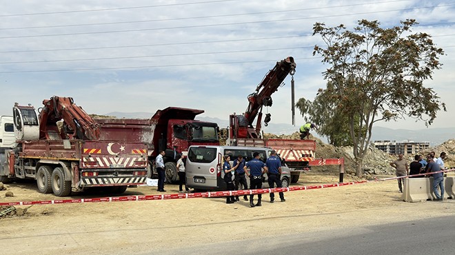 İzmir deki dev projede korkunç son: Dampere sıkışarak can verdi!