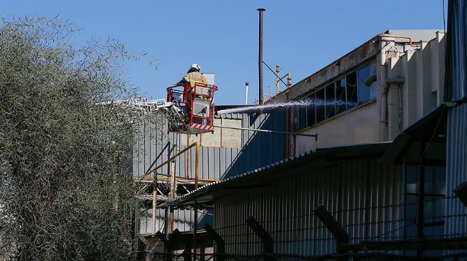 İzmir deki fabrikada yangın: 3 işçi yaralandı