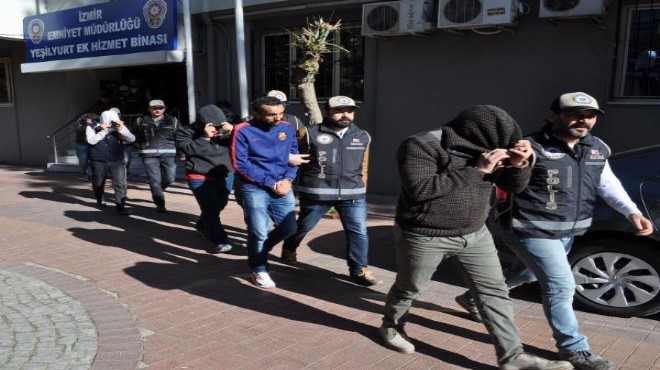 İzmir’deki insan kaçakçılığı operasyonunda adliye mesaisi!