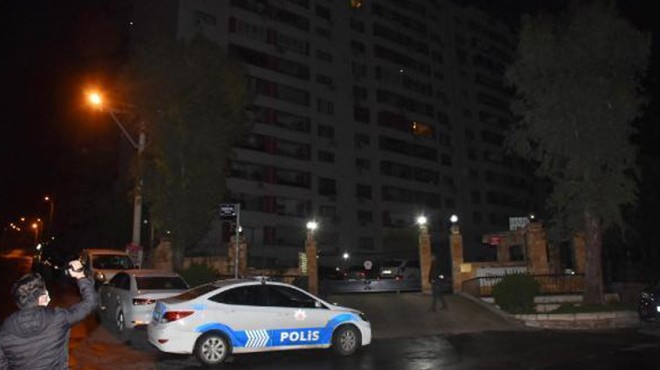 İzmir deki intiharda yeni gelişme: Annesini itip aşağı atladı!