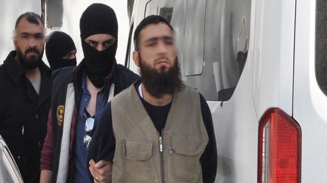 İzmir’deki IŞİD operasyonunda adliye mesaisi