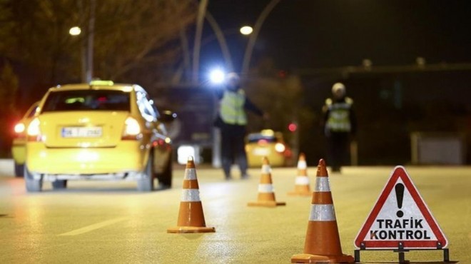 İzmir in haftalık denetim raporu: Sürücülere ceza yağdı!