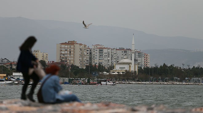 İzmir in hava kalitesi düştü!