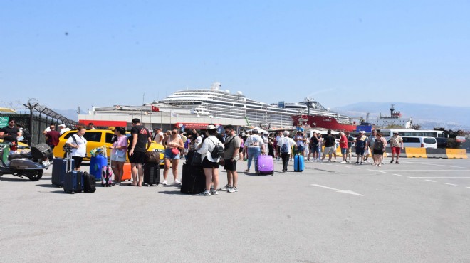 İzmir in kruvaziyer raporu... Kaç gemi yanaştı?