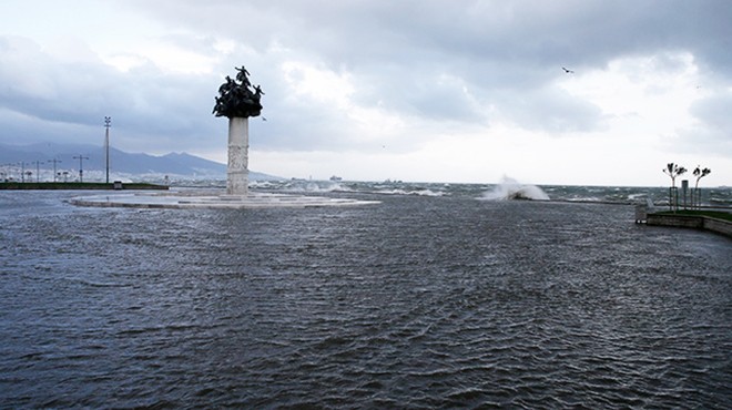 İzmir’in tsunami senaryosu: 500 metre tehlikede!