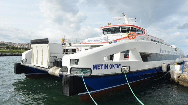 İzmir in yeni gemileri için 3 ü bir arada tören