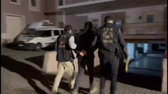 İzmir de FETÖ ye  ankesör  darbesi: Çok sayıda gözaltı!