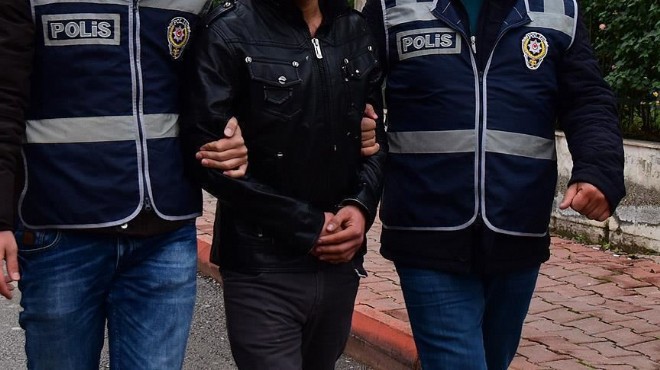 İzmir merkezli FETÖ operasyonunda 6 tutuklama