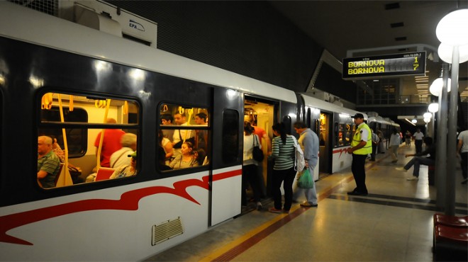 İzmir Metro dan AÖF ye özel ulaşım ayarı