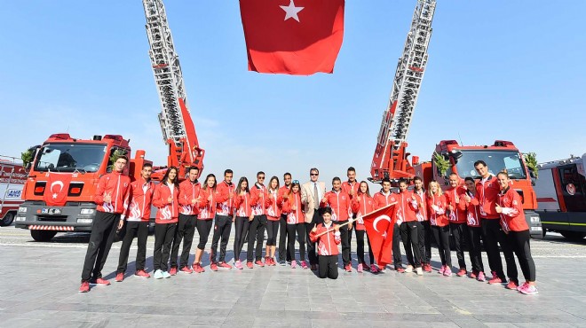 Nefesler tutuldu... İtfaiyeciler İzmir de yarışacak