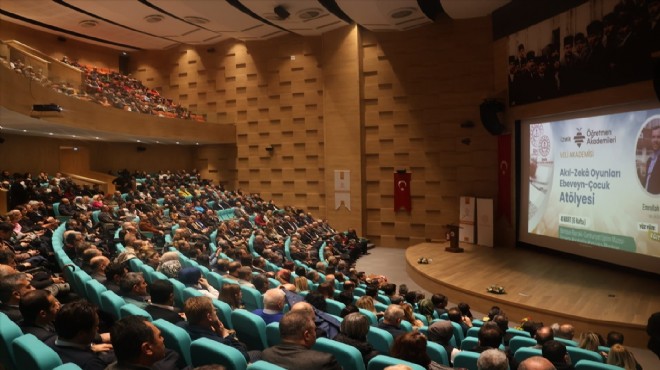 İzmir Öğretmen Akademisi yola çıktı!